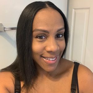 Meet your Posher, Alicia